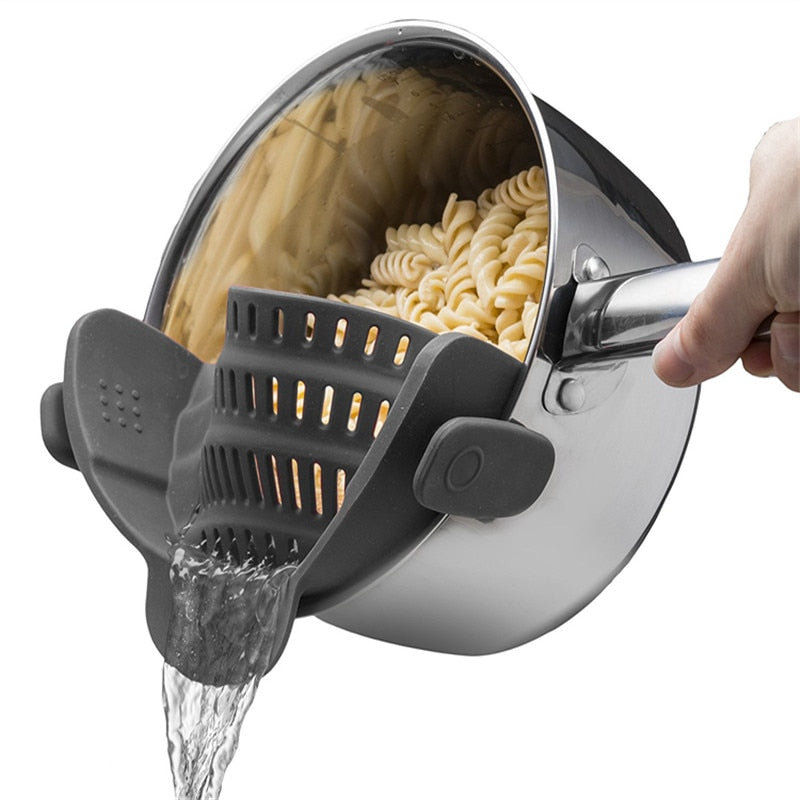 Clip-On Pot Pasta Strainer